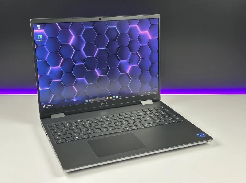Dell Precision 7670 - i7-12850HX, RTX A2000. Nowoczesna stacja robocza z wydajnym chłodzeniem i obsługą zaawansowanych projektów CAD oraz 3D.