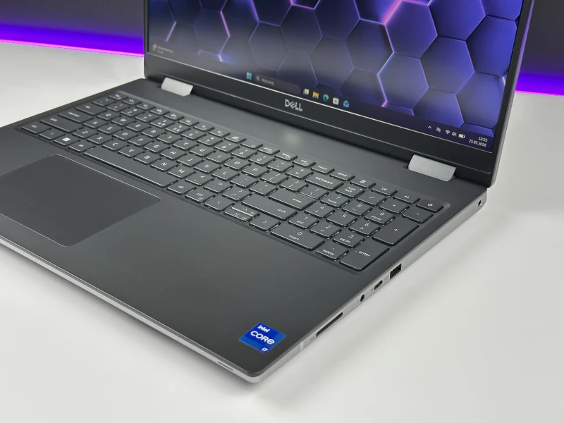 Dell Precision 7670 - i7-12850HX, RTX A2000. Nowoczesna stacja robocza z wydajnym chłodzeniem i obsługą zaawansowanych projektów CAD oraz 3D.