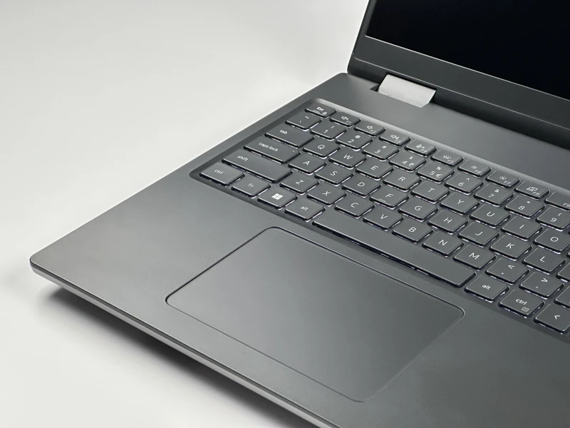 Dell Precision 7670 - i7-12850HX, RTX A2000. Nowoczesna stacja robocza z wydajnym chłodzeniem i obsługą zaawansowanych projektów CAD oraz 3D.