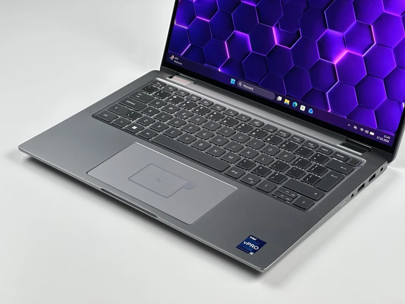 Dell Latitude 7440 2in1 - i5-1345U, 14" FHD+, 16GB LPDDR5 4800 MHz. Biznesowy laptop z oryginalnym zestawem i szybkim dyskiem PCIe NVMe.