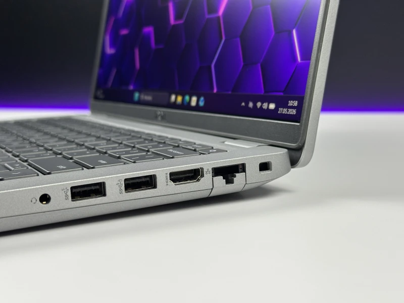 Dell Latitude 5431 z i5-1250P i FHD – nowoczesny laptop biznesowy, który łączy wysoką wydajność z mobilnością, idealny do codziennej pracy i podróży.