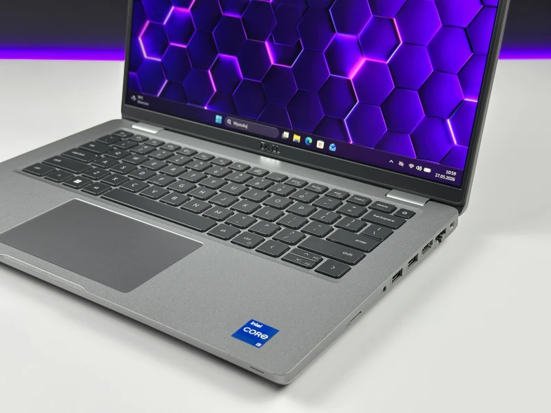 Dell Latitude 5431 z i5-1250P i FHD – nowoczesny laptop biznesowy, który łączy wysoką wydajność z mobilnością, idealny do codziennej pracy i podróży.