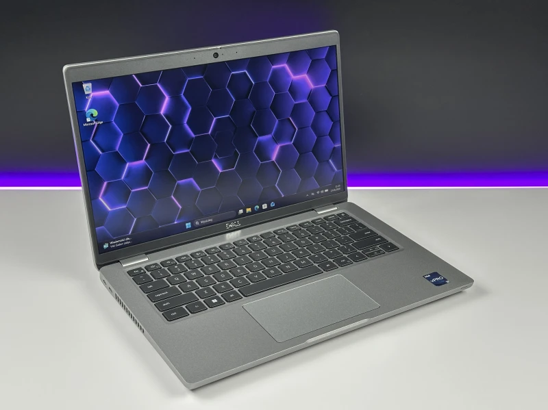 Dell Latitude 5431 z i7-1270P i ekranem FHD 14" to wydajny laptop biznesowy do pracy biurowej, mobilnej i codziennych zadań. Klawiatura QWERTY PL.
