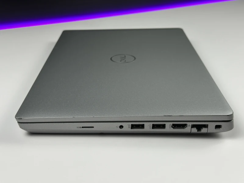 Dell Latitude 5431 z i7-1270P i ekranem FHD 14" to wydajny laptop biznesowy do pracy biurowej, mobilnej i codziennych zadań. Klawiatura QWERTY PL.