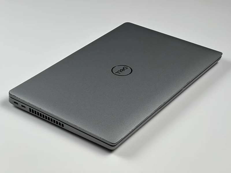 Dell Latitude 5430 – i7-1255U, matryca FHD i biznesowa niezawodność. Wydajność, mobilność i styl, które dotrzymają Ci kroku każdego dnia!