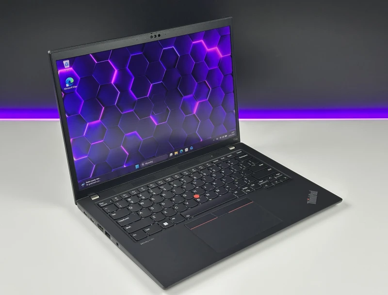 Lenovo ThinkPad T14s Gen 4 - i7-1365U, 32GB LPDDR5. Lekki ultrabook biznesowy z klawiaturą US i obsługą Wi-Fi 6E do nowoczesnej pracy mobilnej.