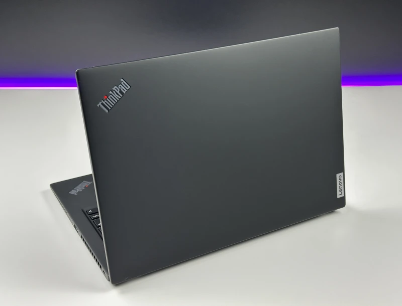 Lenovo ThinkPad T14s Gen 4 - i7-1365U, 32GB LPDDR5. Lekki ultrabook biznesowy z klawiaturą US i obsługą Wi-Fi 6E do nowoczesnej pracy mobilnej.