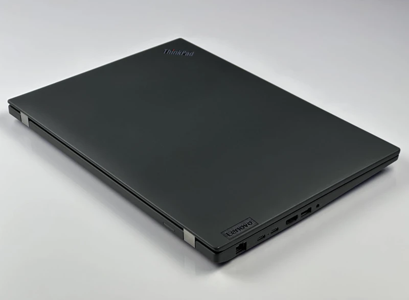 Lenovo-ThinkPad-T16-Gen-1-z-i7-1270P-i-ekranem-16-FHD-.-Wydajny-laptop-biznesowy-z-duza-przestrzenia-robocza-do-pracy-i-multitaskinguuu.jpg