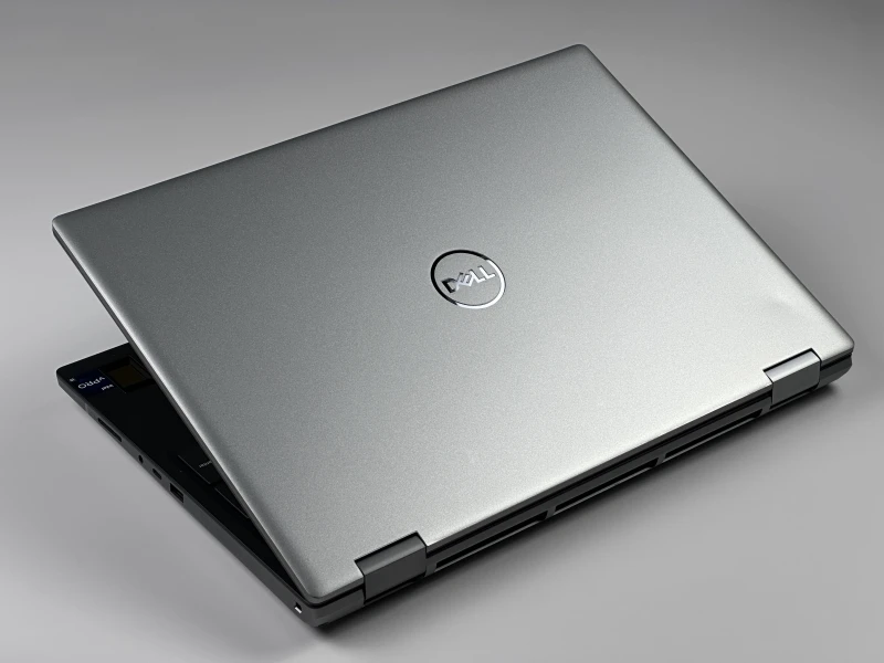 Dell Precision 7670 - i9-12950HX, 4K UHD+ OLED, RTX 3080 Ti. Stacja robocza z wydajną konstrukcją stworzoną do pracy pod dużym obciążeniem. Dell Precision 7670 - i9-12950HX, 4K UHD+ OLED, RTX 3080 Ti. Stacja robocza z wydajną konstrukcją stworzoną do pracy pod dużym obciążeniem.
