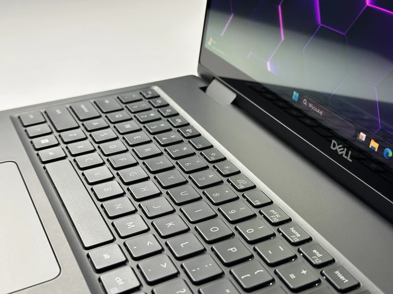 Dell Precision 7670 - i9-12950HX, 4K UHD+ OLED, RTX 3080 Ti. Stacja robocza z wydajną konstrukcją stworzoną do pracy pod dużym obciążeniem.