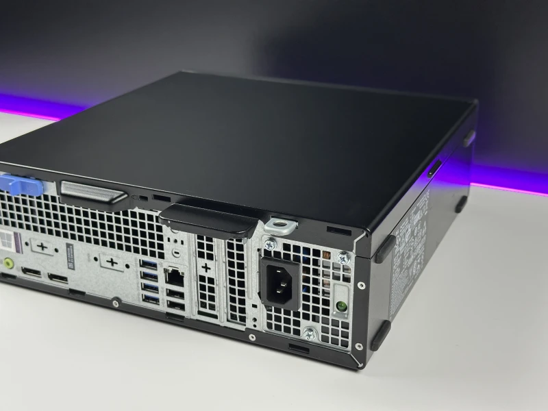 Dell OptiPlex 5080 SFF - i7-10700, Intel UHD Graphics 630, DVD. Komputer biznesowy z obsługą pamięci DDR4 i szybkich dysków PCIe NVMe.
