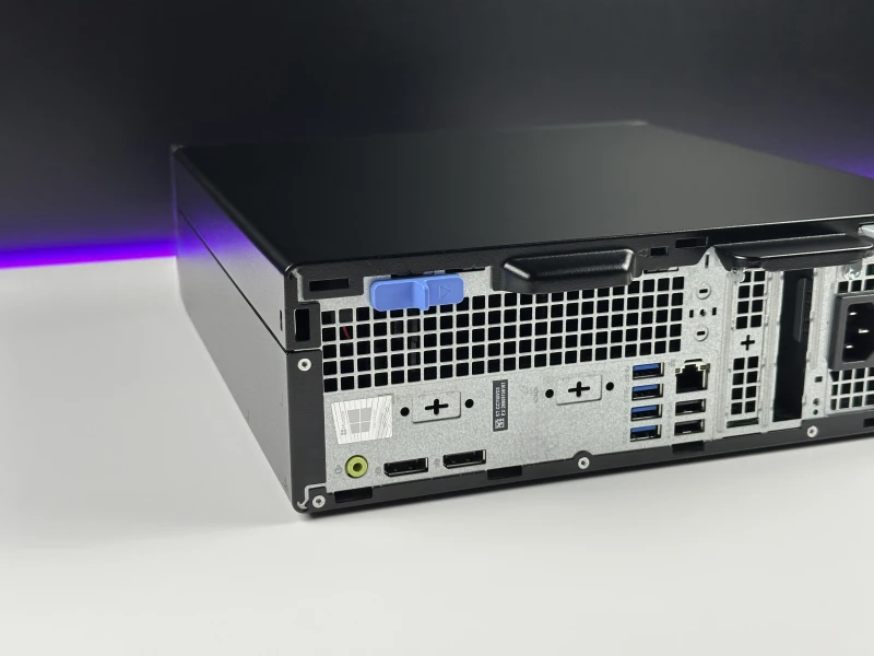 Dell OptiPlex 5090 SFF - i7-10700, UHD Graphics 630, DVD. Wydajny komputer biznesowy z obsługą pamięci DDR4 i szybkich dysków PCIe NVMe.
