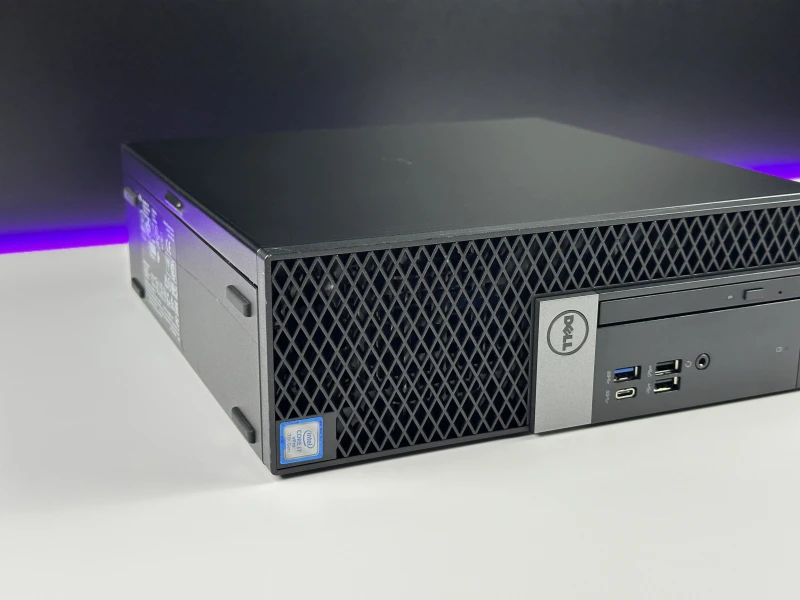 Dell OptiPlex 7050 SFF - i7-7700, HD Graphics 630, DVD. Komputer biznesowy z obsługą pamięci DDR4 i dysków SSD, idealny do stabilnej pracy.