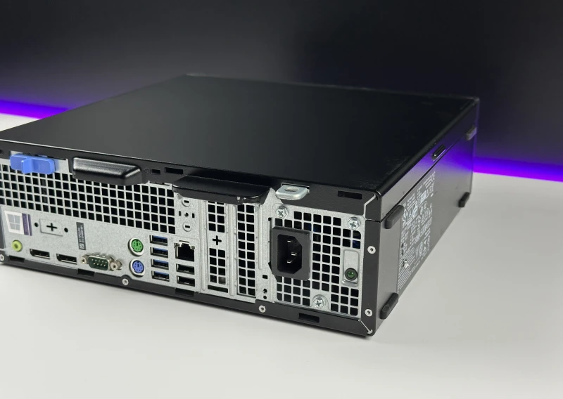 Dell OptiPlex 7080 SFF - i5-10600, UHD Graphics 630, DVD. Komputer biznesowy w obudowie Small Form Factor z szerokim zestawem portów.