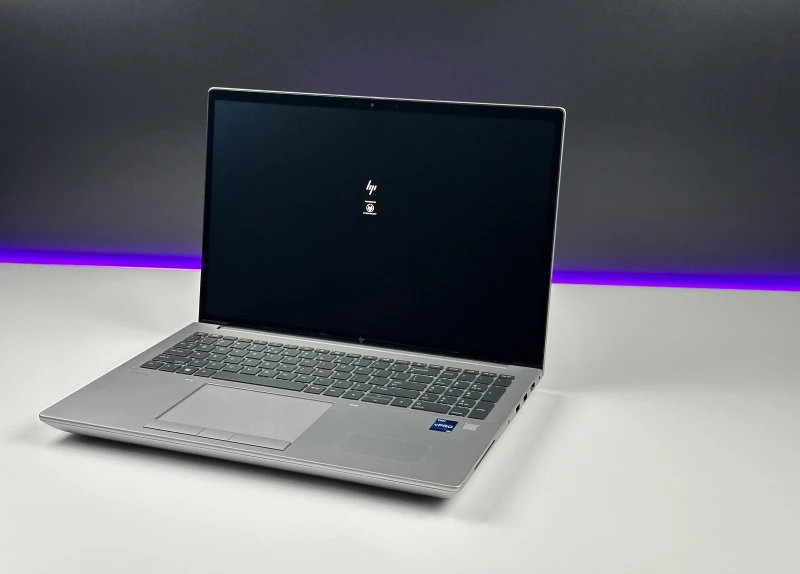 HP ZBook Fury 16 G9 - i7-12850HX, 4K UHD+ OLED, RTX A3000. Stacja robocza z obsługą pamięci DDR5 do profesjonalnych zastosowań. HP ZBook Fury 16 G9 - i7-12850HX, 4K UHD+ OLED, RTX A3000. Stacja robocza z obsługą pamięci DDR5 do profesjonalnych zastosowań.