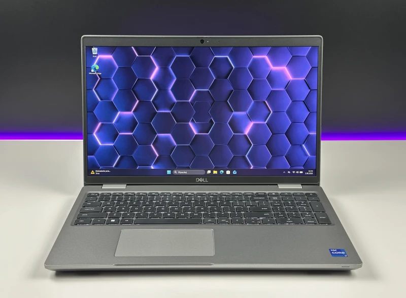 Dell Precision 3571 | i7-12800H, Quadro T600 – stacja robocza stworzona do pracy w CAD, projektach 3D i profesjonalnych zastosowaniach graficznych.