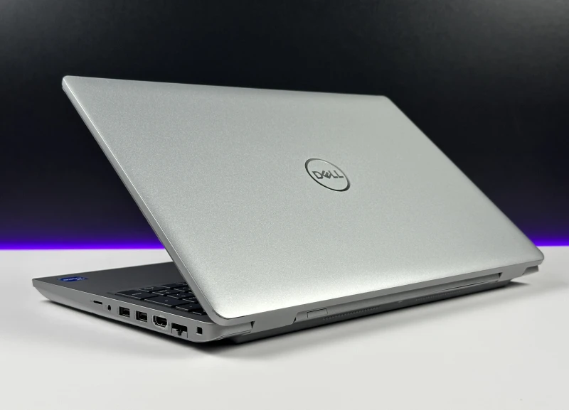Dell Precision 3571 | i7-12800H, Quadro T600 – stacja robocza stworzona do pracy w CAD, projektach 3D i profesjonalnych zastosowaniach graficznych.