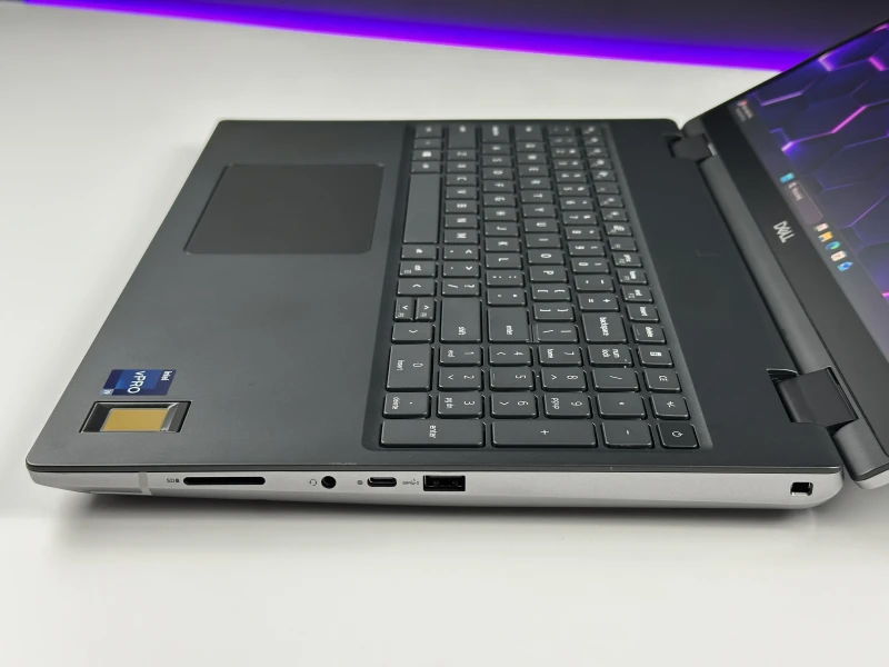 Dell Precision 7670 - i9-12950HX, 4K UHD+ OLED, RTX 3080 Ti. Stacja robocza z wydajną konstrukcją stworzoną do pracy pod dużym obciążeniem.