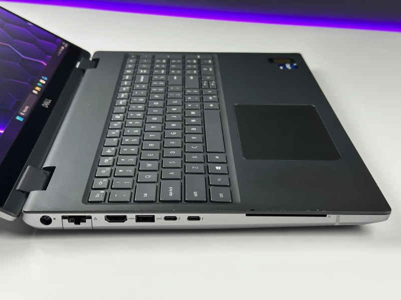 Dell Precision 7670 - i9-12950HX, 4K UHD+ OLED, RTX 3080 Ti. Stacja robocza z wydajną konstrukcją stworzoną do pracy pod dużym obciążeniem.