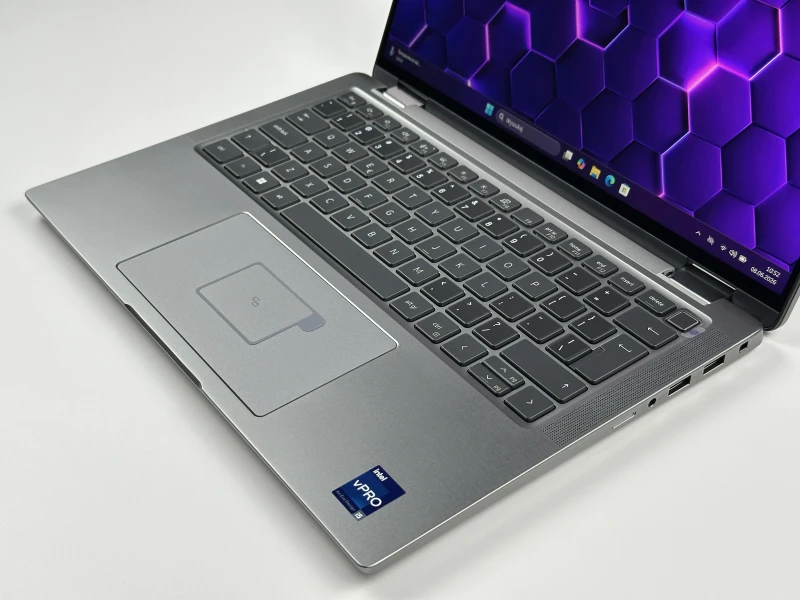 Dell Latitude 7440 2in1 - i5-1345U, 14" FHD+, 16GB LPDDR5 4800 MHz. Biznesowy laptop z oryginalnym zestawem i szybkim dyskiem PCIe NVMe.