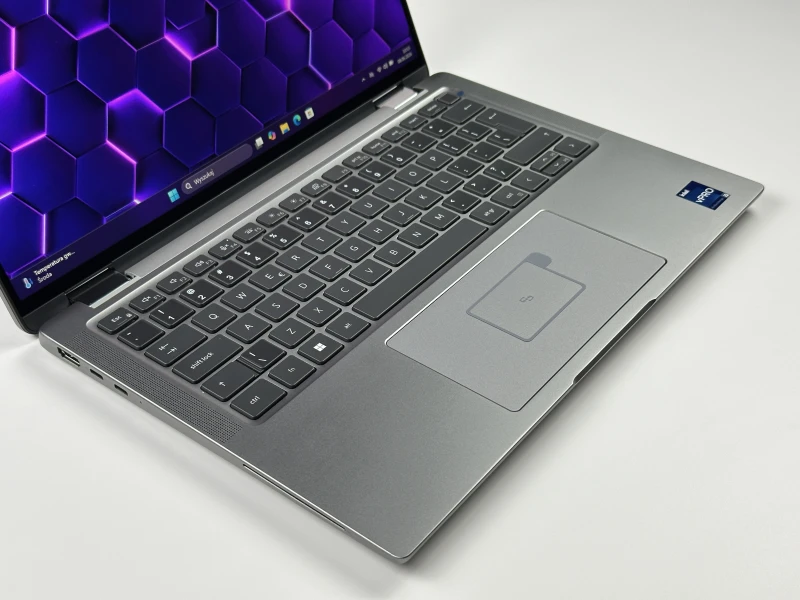 Dell Latitude 7440 2in1 - i5-1345U, 14" FHD+, 16GB LPDDR5 4800 MHz. Biznesowy laptop z oryginalnym zestawem i szybkim dyskiem PCIe NVMe.