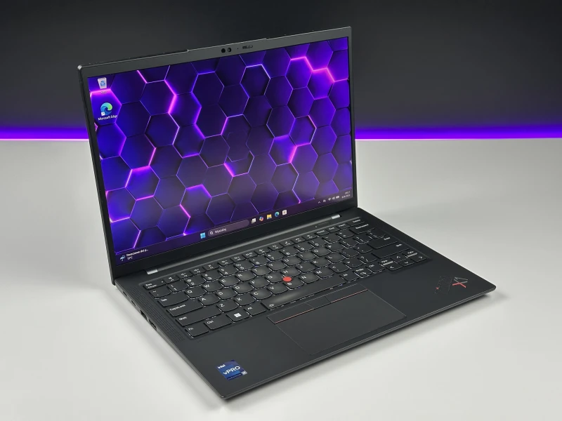 Lenovo ThinkPad X1 Carbon Gen 10 - i7-1265U, 16GB LPDDR5, LTE. Ultralekki laptop premium z klawiaturą US i obsługą Wi-Fi 6E do pracy mobilnej.