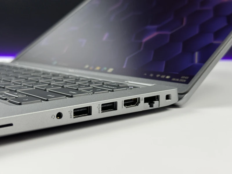 Dell Latitude 5430 - procesor i5-1235U, matryca 14" oraz modem LTE – nowoczesny laptop biznesowy z klawiaturą US, idealny do pracy. Dell Latitude 5430 - procesor i5-1235U, matryca 14" oraz modem LTE – nowoczesny laptop biznesowy z klawiaturą US, idealny do pracy.