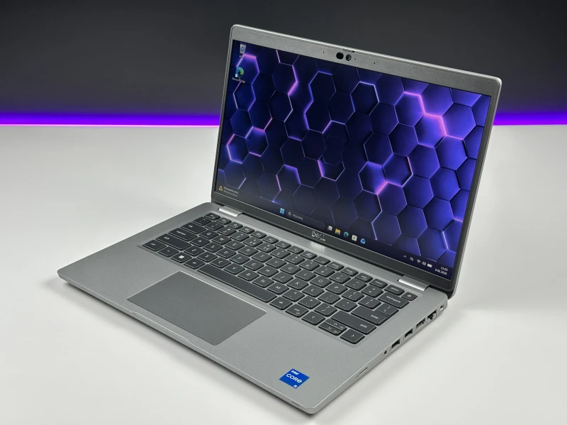 Dell Latitude 5430 - procesor i5-1235U, matryca 14" oraz modem LTE – nowoczesny laptop biznesowy z klawiaturą US, idealny do pracy.