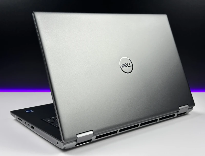 Dell Precision 7780 - i9-13950HX, 17.3", RTX 3500 Ada. Profesjonalna stacja robocza z obsługą pamięci DDR5 do zaawansowanych projektów CAD i 3D.