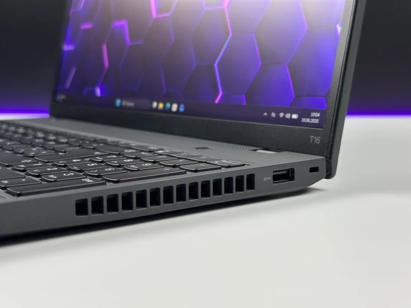 Lenovo ThinkPad T16 Gen 1 - procesor i5-1235U QHD+, modem LTE. Biznesowy laptop z dużą przestrzenią roboczą, wyposażony w Thunderbolt 4.
