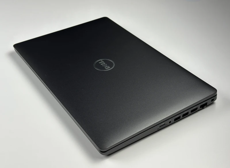 Dell Latitude 5500 - procesor i7-8665U, ekran 15.6", modem LTE. Solidny laptop biznesowy z pełnowymiarową klawiaturą i złączem USB-C. Dell Latitude 5500 - procesor i7-8665U, ekran 15.6", modem LTE. Solidny laptop biznesowy z pełnowymiarową klawiaturą i złączem USB-C.