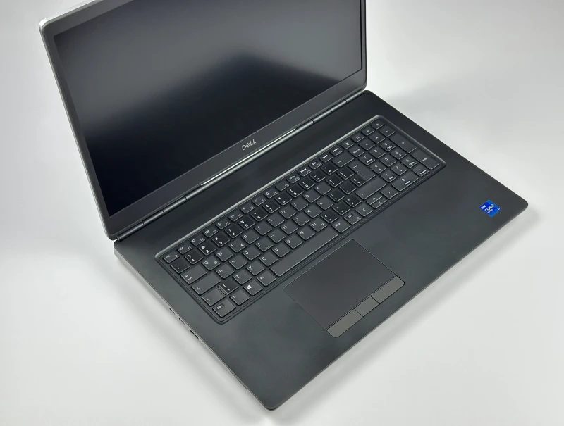 Dell Precision 7760 z i7-11850H, RTX A4000 8GB i ekranem 17,3” FHD. Profesjonalny, biznesowy laptop do renderingu, modelowania i pracy technicznej.