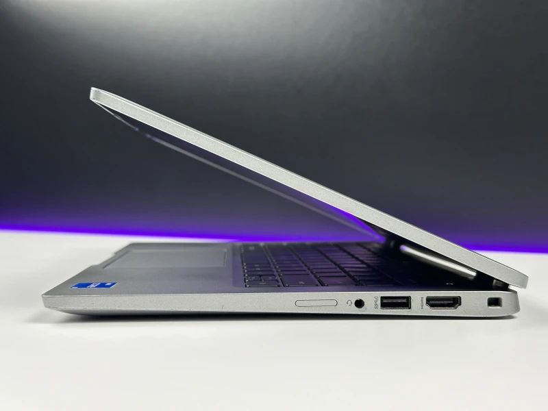 DELL Latitude 5320 2w1 z i5-1145G7 – lekki, dotykowy laptop biznesowy z matrycą FHD. Idealny do pracy i nauki. Sprawdź naszą ofertę!