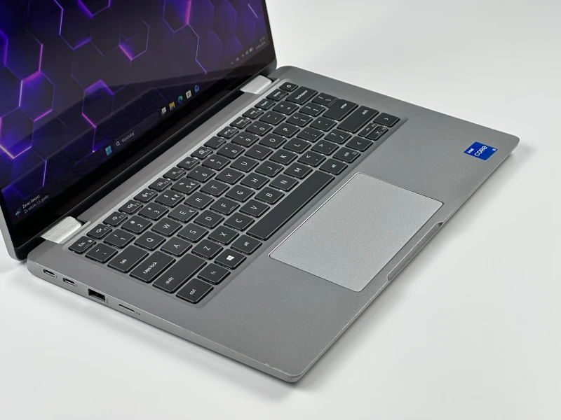 DELL Latitude 5320 2w1 z i5-1145G7 – lekki, dotykowy laptop biznesowy z matrycą FHD. Idealny do pracy i nauki. Sprawdź naszą ofertę!