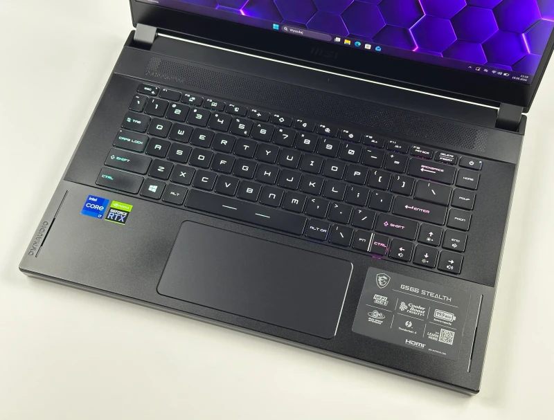 MSI GS66 Stealth 11UH - i7-11800H, RTX 3080, 15.6" QHD 165Hz. Laptop gamingowy z aluminiową obudową, klawiaturą RGB i wydajnym chłodzeniem.