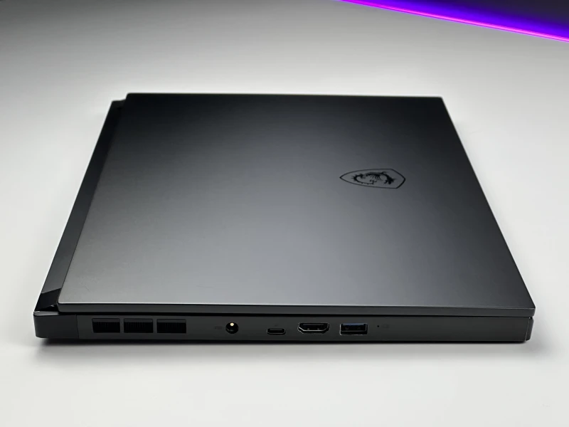 MSI GS66 Stealth 11UH - i7-11800H, RTX 3080, 15.6" QHD 165Hz. Laptop gamingowy z aluminiową obudową, klawiaturą RGB i wydajnym chłodzeniem.