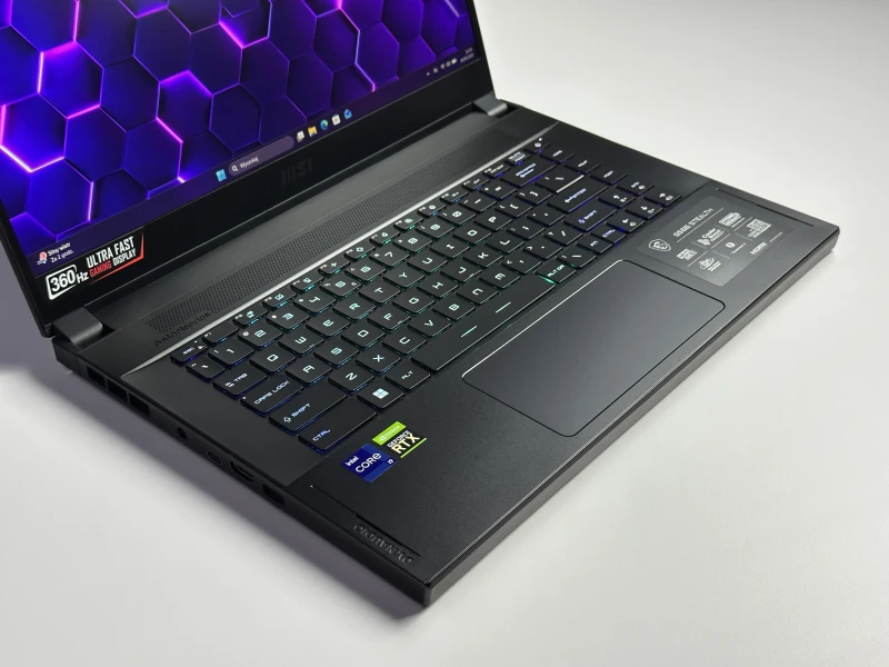 MSI GS66 Stealth 11UH - i9-11900H, 360Hz, RTX 3080. Gamingowy laptop z klawiaturą RGB i matrycą 360Hz stworzoną do rywalizacji e-sportowej.