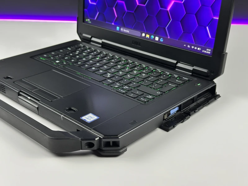 Dell Latitude 5420 Rugged - i5-8350U, 14" FHD dotyk, LTE. Wzmocniona konstrukcja, dwie baterie, rysik w obudowie i podświetlana klawiatura RGB.