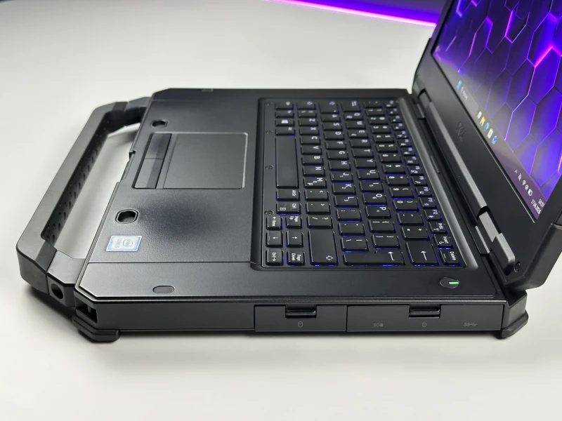 Dell Latitude 5420 Rugged - i5-8350U, 14" FHD dotyk, LTE. Wzmocniona konstrukcja, dwie baterie, rysik w obudowie i podświetlana klawiatura RGB.