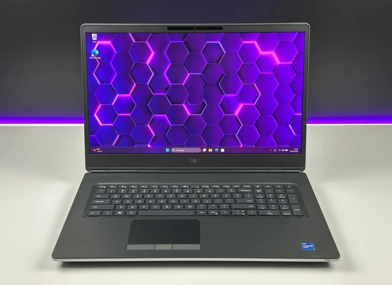 Dell Precision 7760 i7-11850H, RTX A3000, matryca 17,3" 4K 120Hz – mobilna stacja robocza do CAD, 3D i zaawansowanych projektów z klawiaturą US.