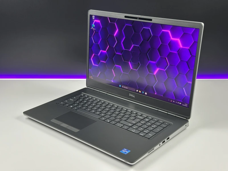 Dell Precision 7760 i7-11850H, RTX A3000, matryca 17,3" 4K 120Hz – mobilna stacja robocza do CAD, 3D i zaawansowanych projektów z klawiaturą US.
