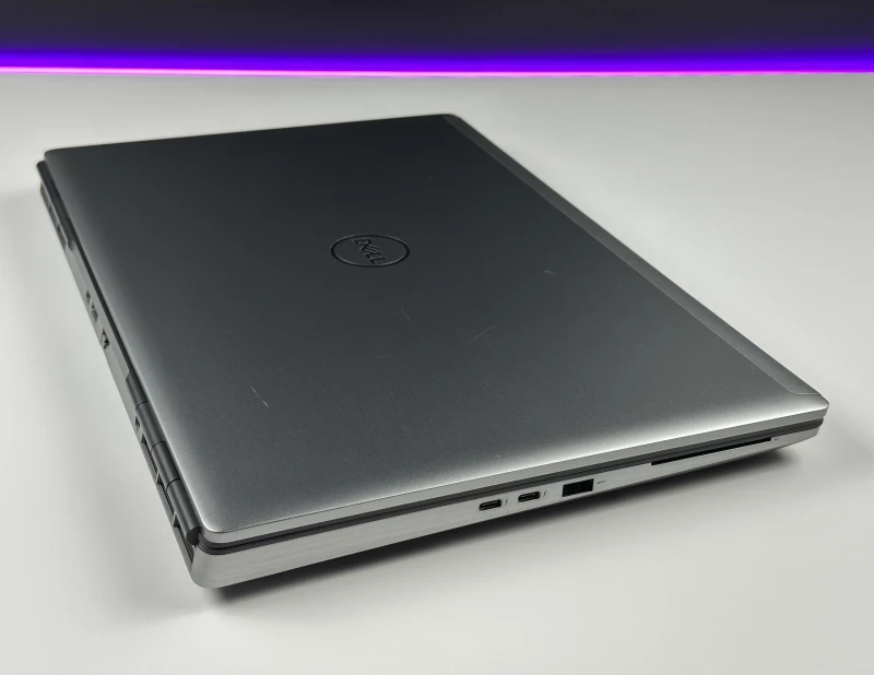 Dell Precision 7760 i7-11850H, RTX A3000, matryca 17,3" 4K 120Hz – mobilna stacja robocza do CAD, 3D i zaawansowanych projektów z klawiaturą US.
