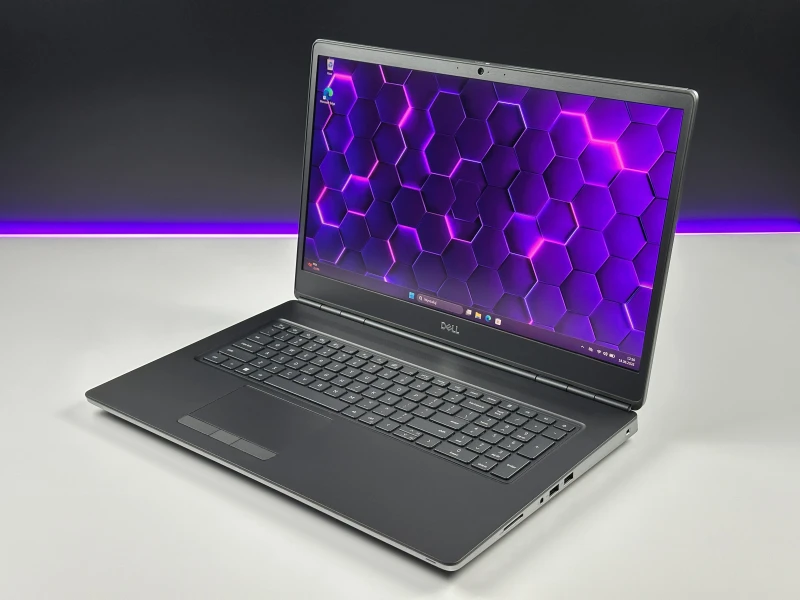 Dell Precision 7760 i7-11850H, RTX A3000, matryca 17,3" 4K 120Hz – mobilna stacja robocza do CAD, 3D i zaawansowanych projektów z klawiaturą US.