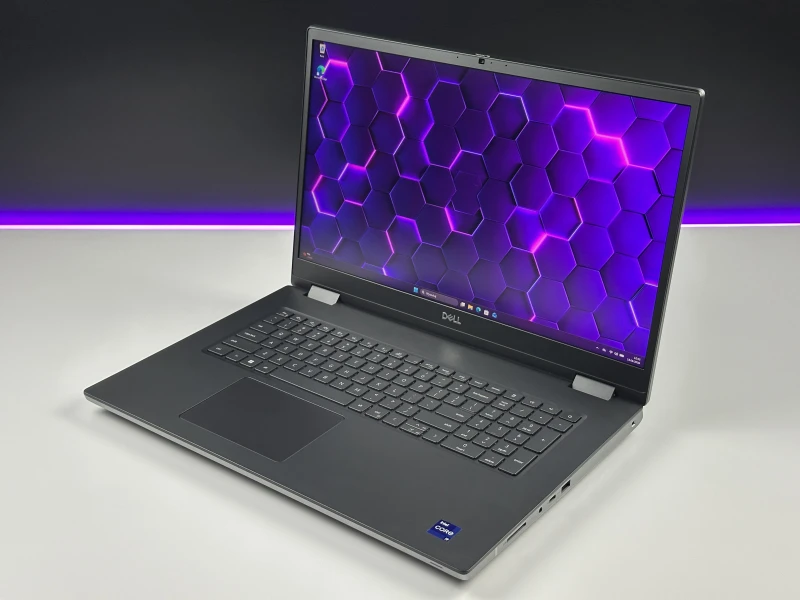 Dell Precision 7770 - i9-12950HX, 64GB CAMM, RTX A4500. Stacja robocza z wydajnym systemem chłodzenia do pracy pod dużym obciążeniem.