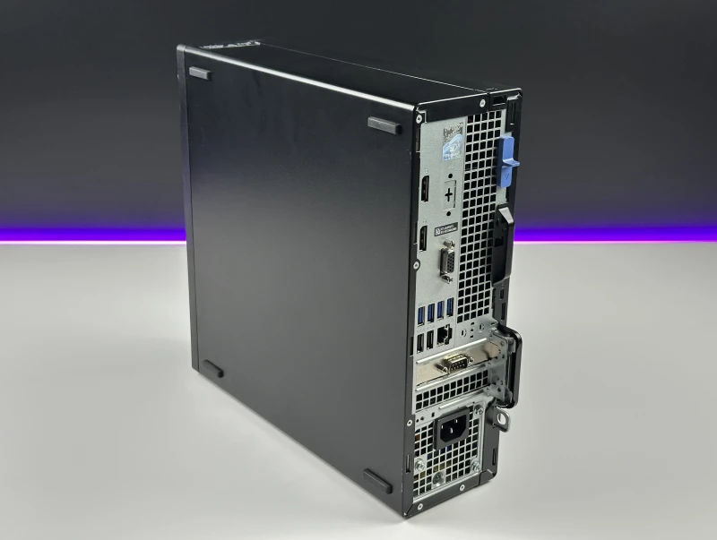 Dell OptiPlex 5000 SFF - i3-12300, Intel UHD Graphics 730. Komputer biznesowy z kompaktową obudową zapewniającą łatwy dostęp do podzespołów. Dell OptiPlex 5000 SFF - i3-12300, Intel UHD Graphics 730. Komputer biznesowy z kompaktową obudową zapewniającą łatwy dostęp do podzespołów.