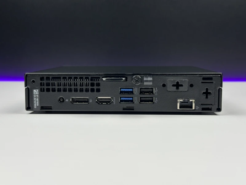 Dell OptiPlex 7020 Micro - komputer biznesowy z procesorem 14. generacji, obsługą wielu monitorów i wyjątkowo kompaktową konstrukcją.