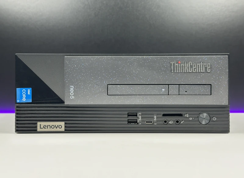 Lenovo ThinkCentre Neo 50s Gen 3 - UHD Graphics 730, Wi-Fi 6, DVD. Komputer z pamięcią DDR4 i szerokim zestawem portów do codziennej pracy.