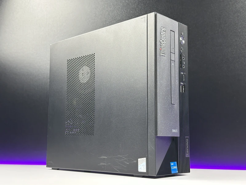 Lenovo ThinkCentre Neo 50s Gen 3 - UHD Graphics 730, Wi-Fi 6, DVD. Komputer z pamięcią DDR4 i szerokim zestawem portów do codziennej pracy.