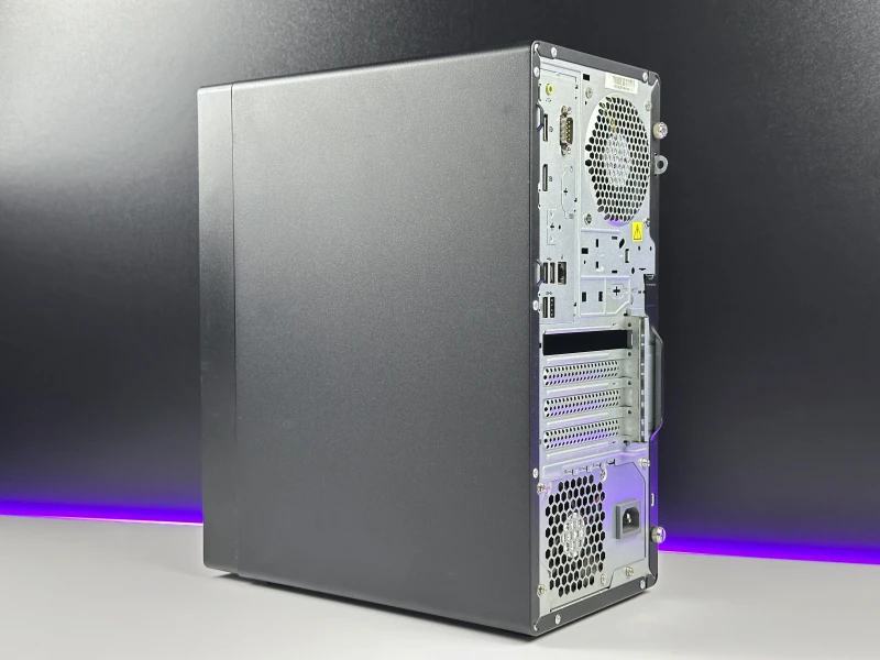 Lenovo ThinkStation P340 Tower - i7-10700K, DVD. Wydajna stacja robocza z dużymi możliwościami rozbudowy i stabilną pracą pod obciążeniem.