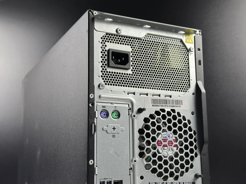 Lenovo ThinkStation P520c Tower - Xeon W-2245, P2000. Profesjonalna stacja robocza z certyfikacją ISV do wymagających projektów CAD oraz 3D.